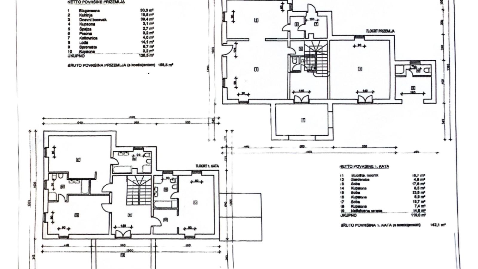 Istria, Tinjan, stone villa of 300 m² with a pool for sale
