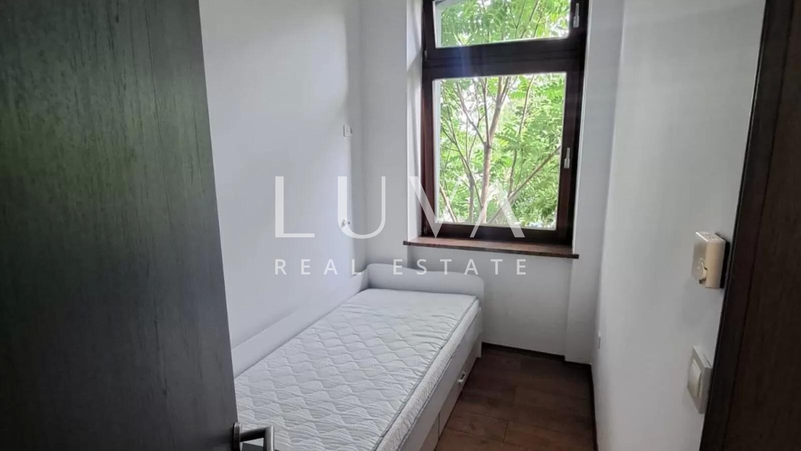 Zagreb, Trešnjevka, 3-room apartment, 42m2, parking space, sale