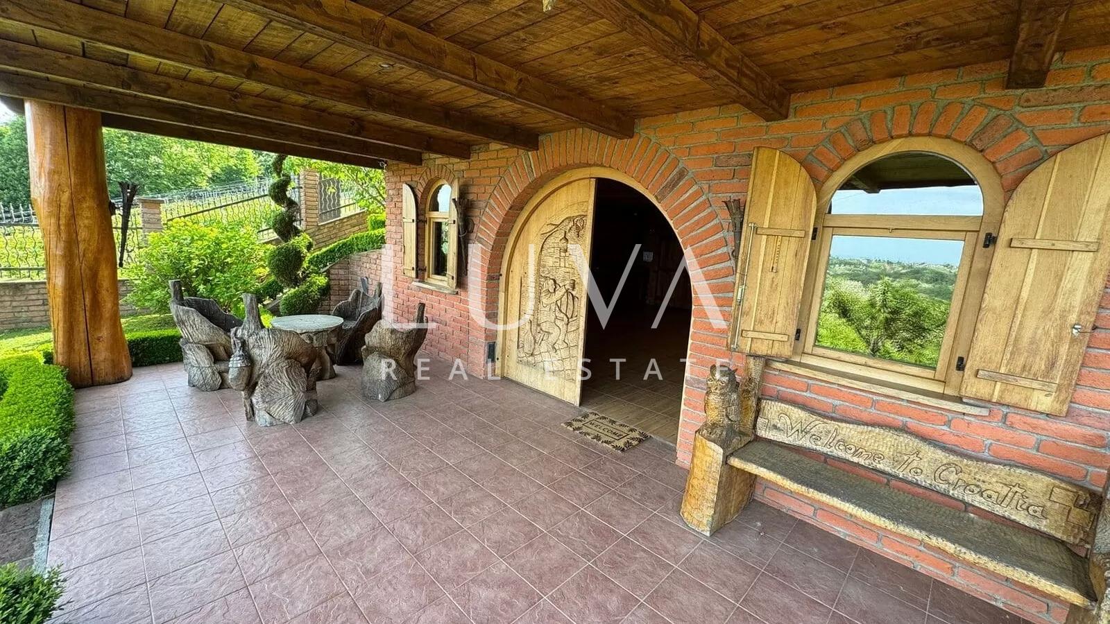Varaždinske Toplice, Martinkovec, einzigartiges Holzhaus