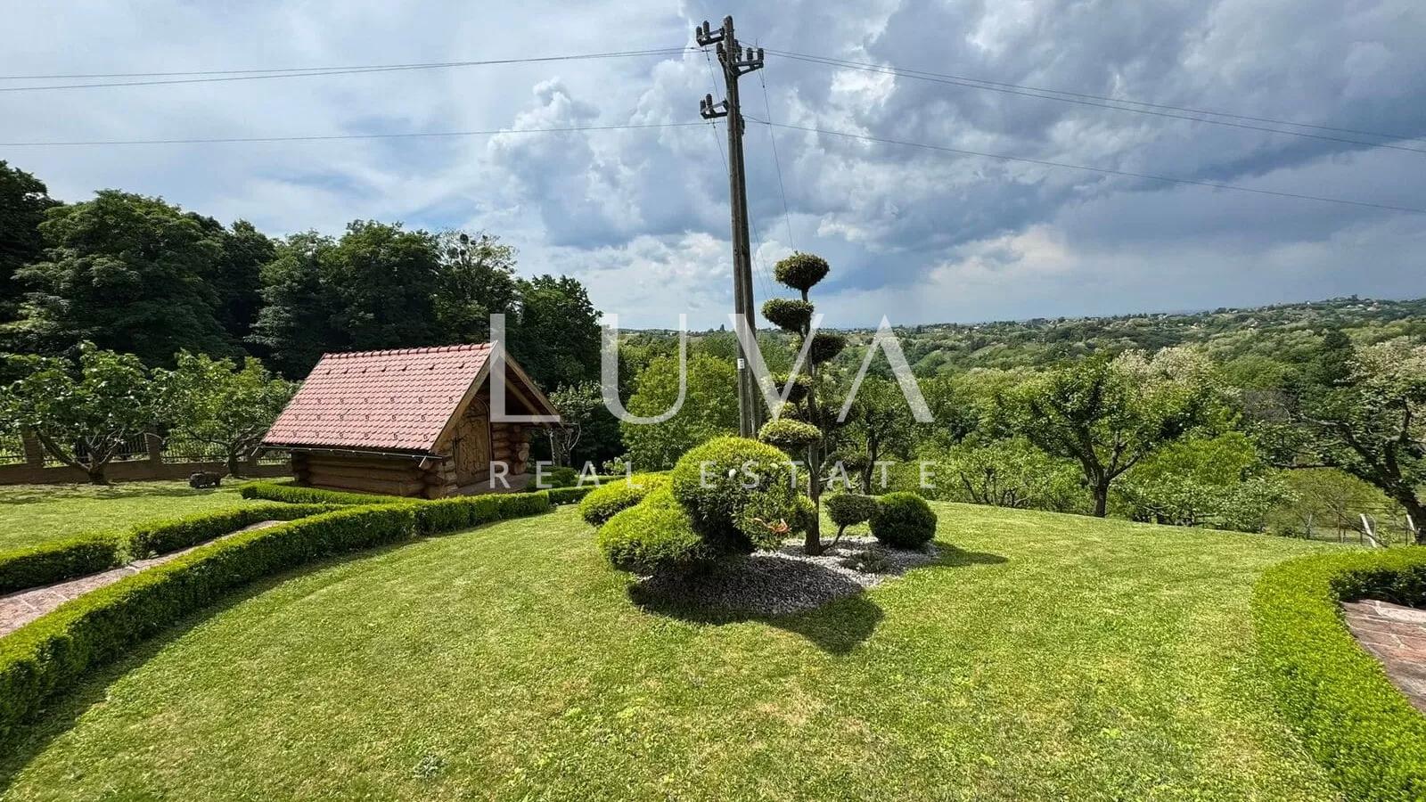 Varaždinske Toplice, Martinkovec, einzigartiges Holzhaus