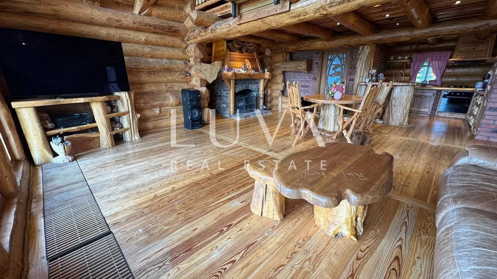 Varaždinske Toplice, Martinkovec, einzigartiges Holzhaus