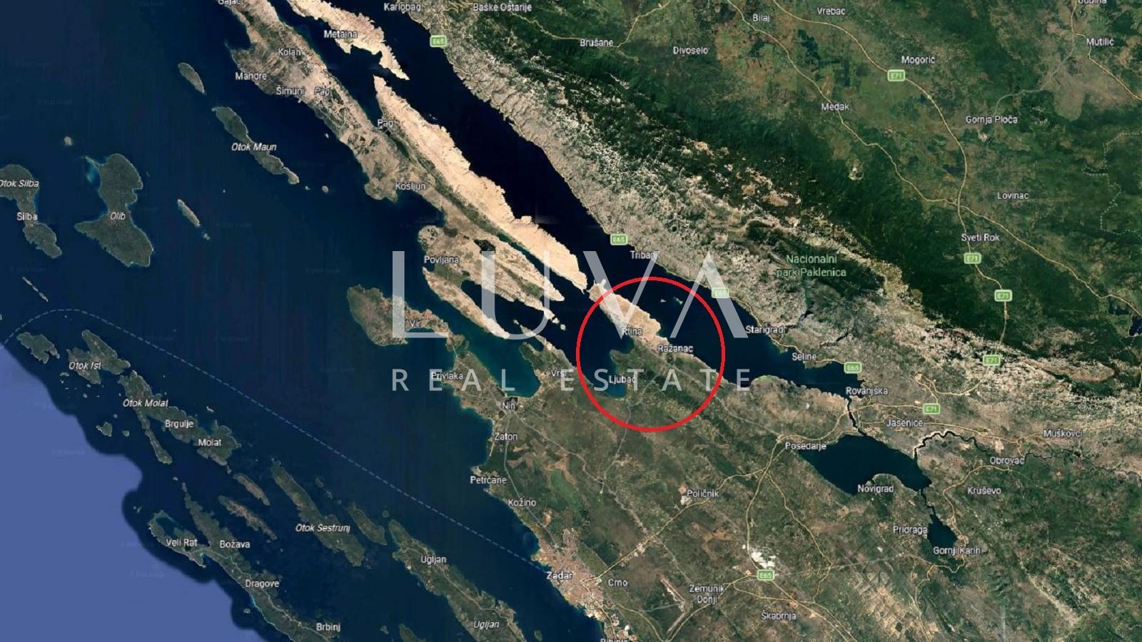 Zadar, Rtina, building plot of 3,825 m² for sale