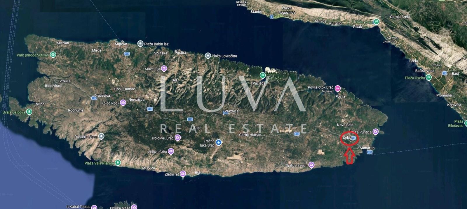 Brač, Selca, Attractive Building Plot of 1381 m² for Sale