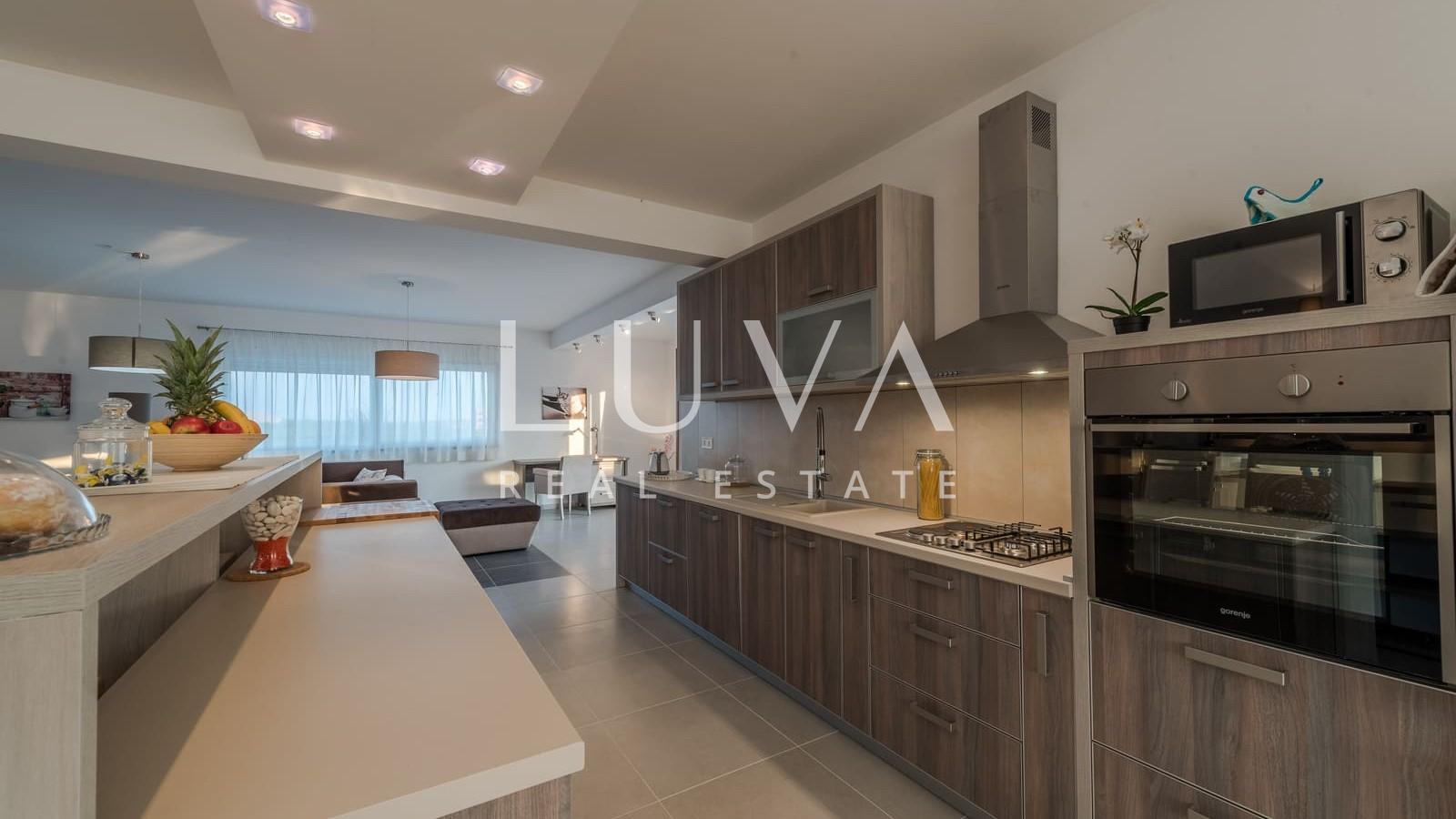 Debeljak, Zadar, resort, 8 kuća s bazenom na prodaju, investicija