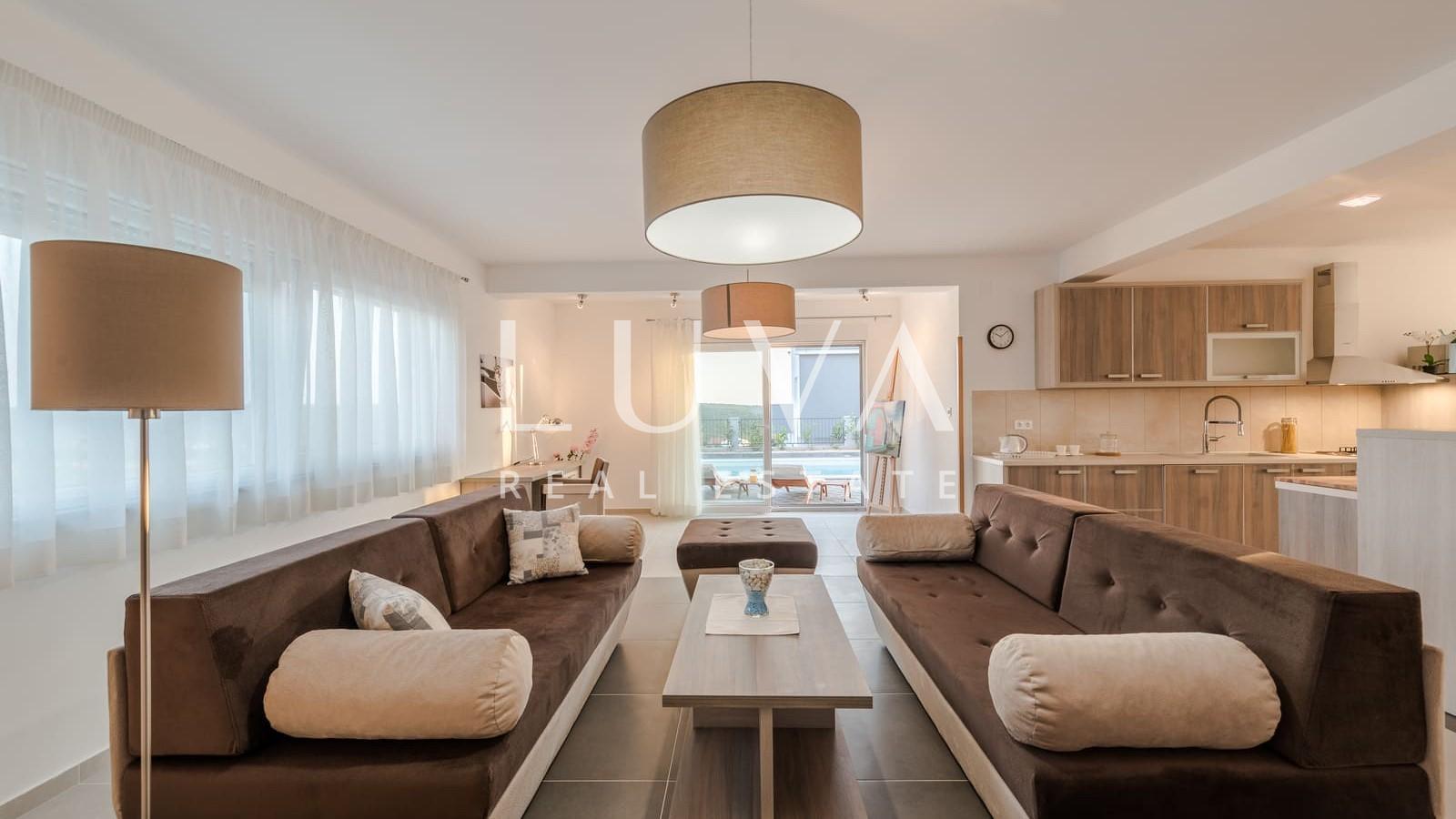 Debeljak, Zadar, resort, 8 kuća s bazenom na prodaju, investicija