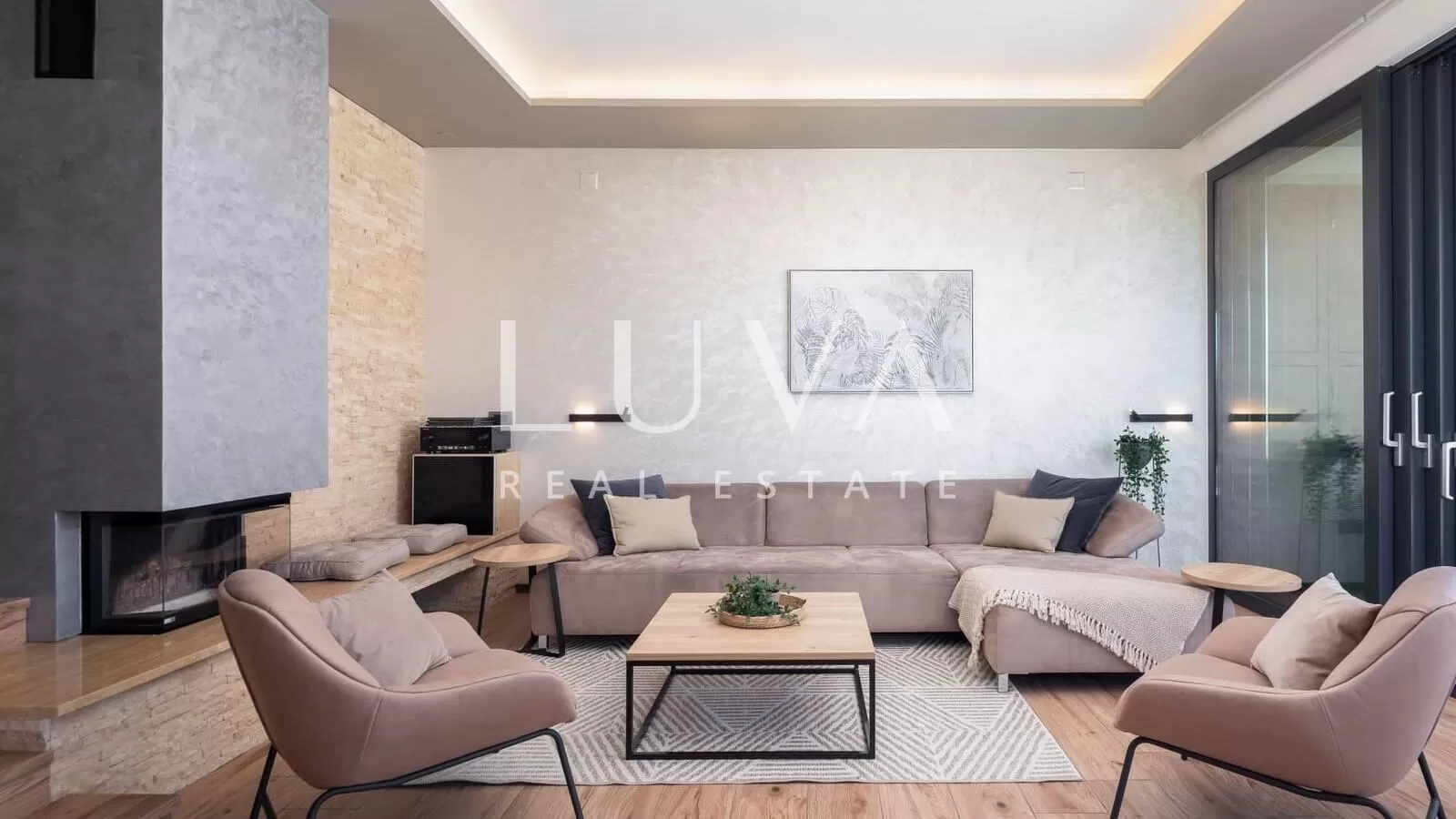 Pag, luxuriöse Villa mit Pool nahe dem Meer zu verkaufen