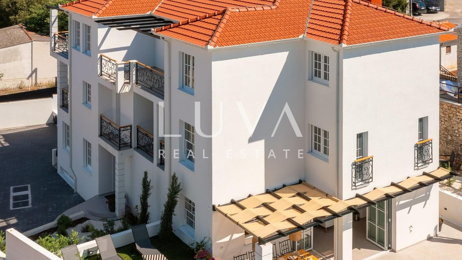 Rogoznica, Ražanj, luxury 433 m² villa with swimming pool near the sea