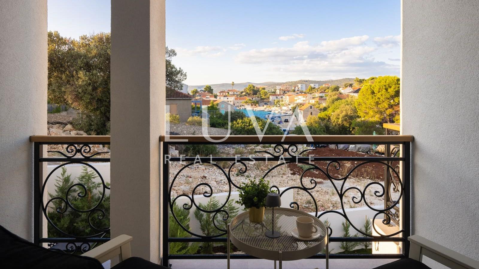 Rogoznica, Ražanj, luxury 433 m² villa with swimming pool near the sea