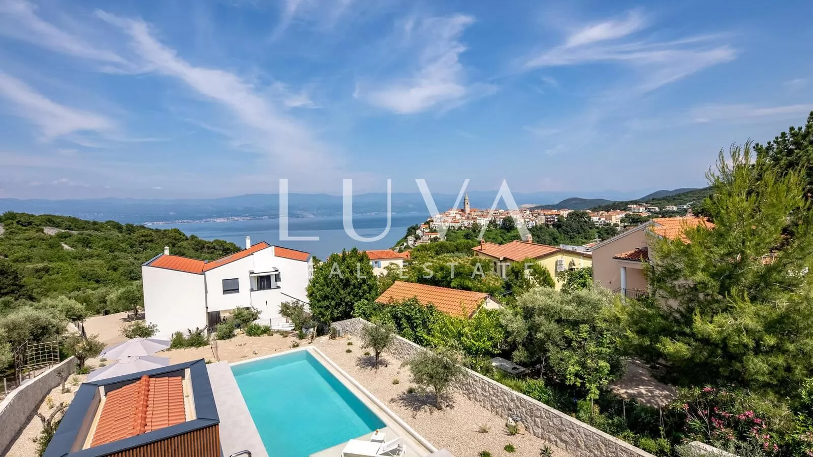 Vrbnik, Krk, vila blizu mora za dugoročni najam
