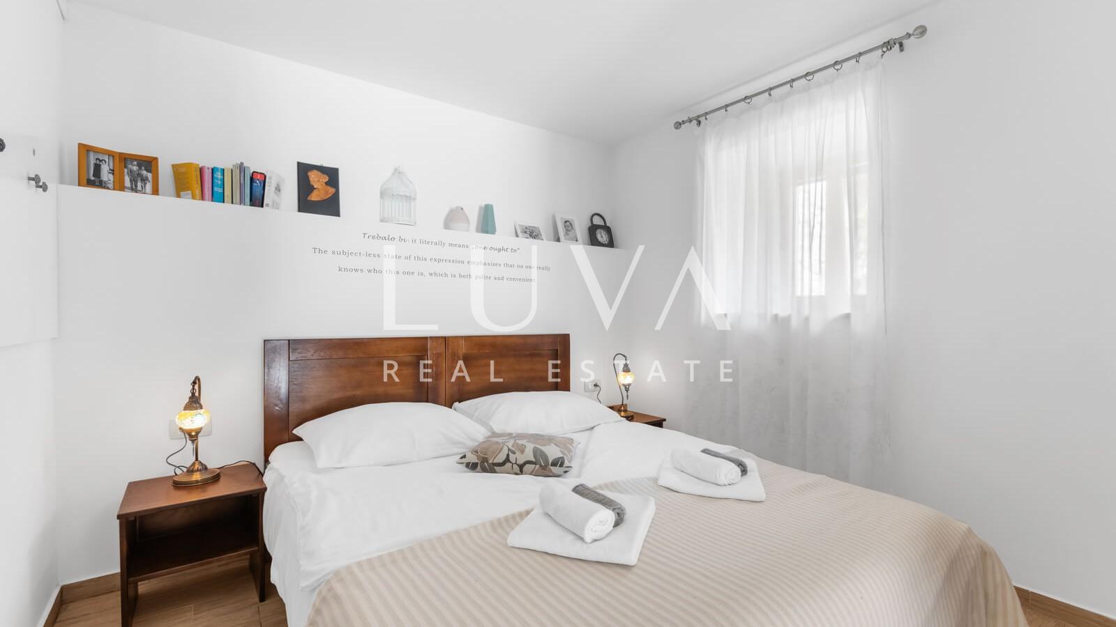 Istrien, Pićan, Villa mit Pool und Tennisplatz zum Verkauf