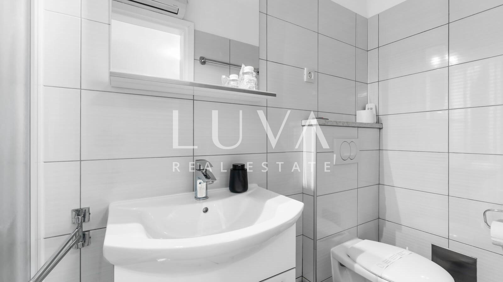 Istrien, Pićan, Villa mit Pool und Tennisplatz zum Verkauf