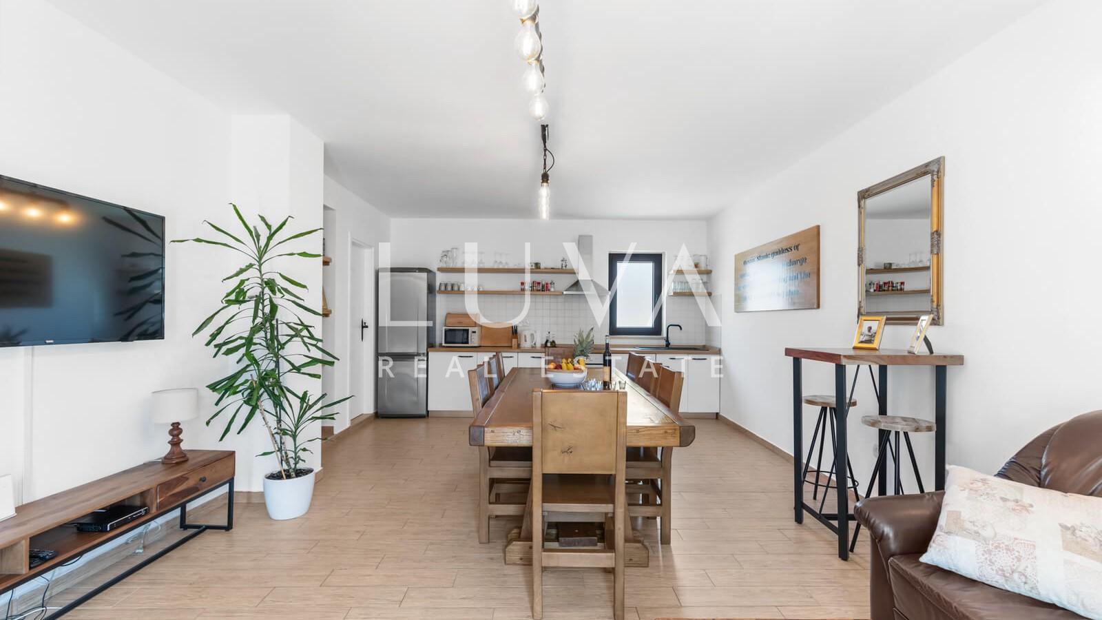 Istrien, Pićan, Villa mit Pool und Tennisplatz zum Verkauf