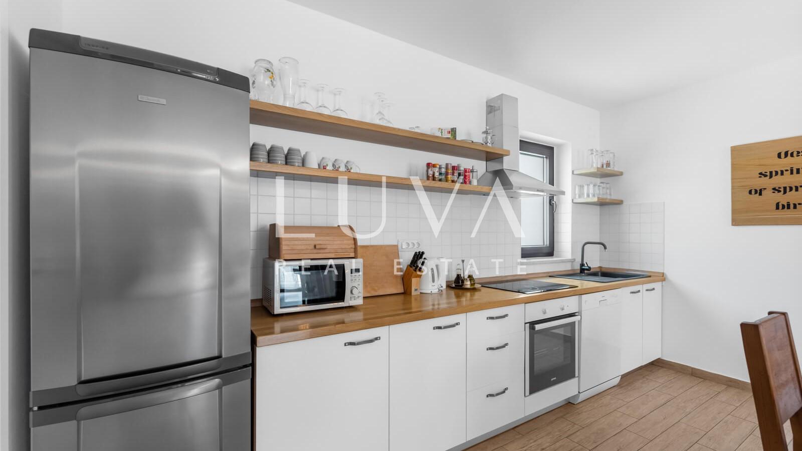 Istrien, Pićan, Villa mit Pool und Tennisplatz zum Verkauf