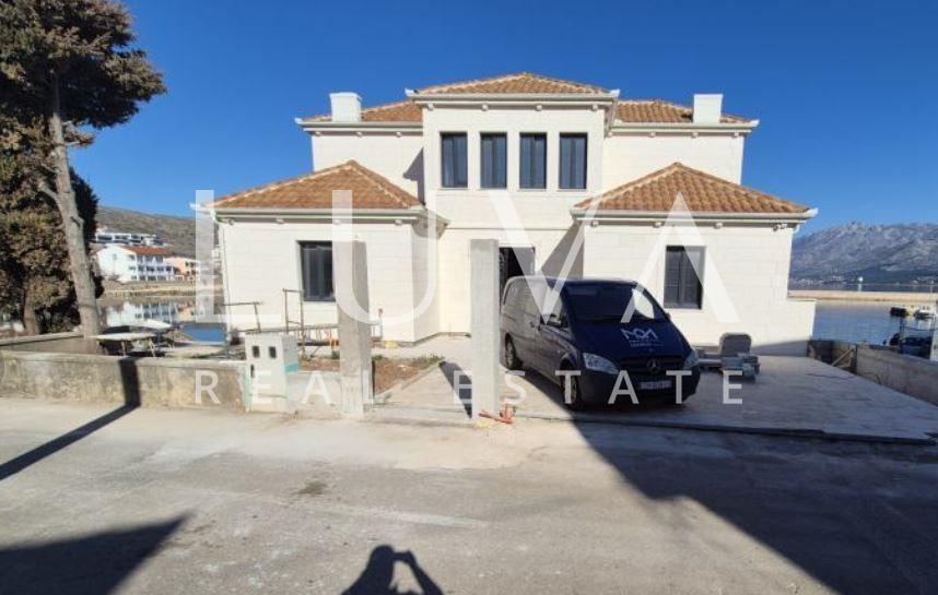Zadar, Vinjerac, three-storey stone house by the sea for sale
