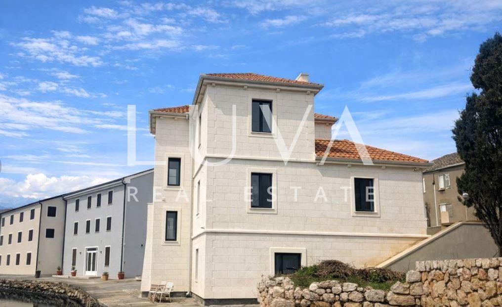 Zadar, Vinjerac, three-storey stone house by the sea for sale