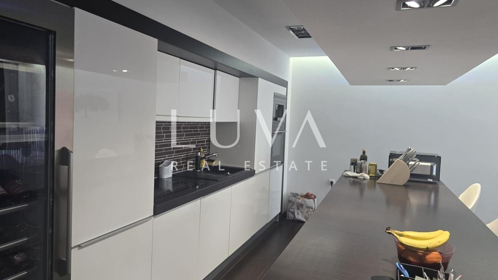 Zagreb, Vrbani, luxury three-room apartment, 92m2, for sale