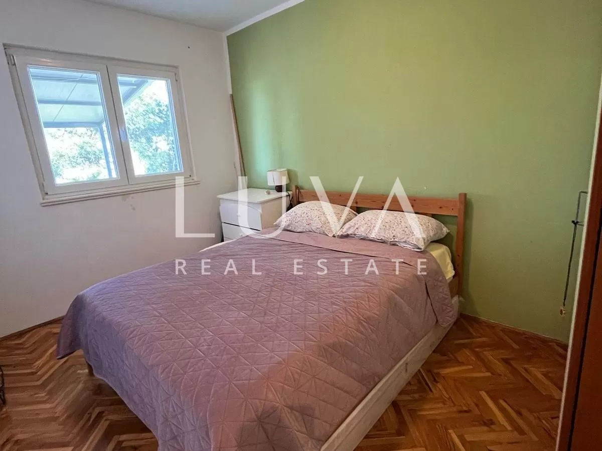 Čiovo, apartment house 540m2 with sea view for sale