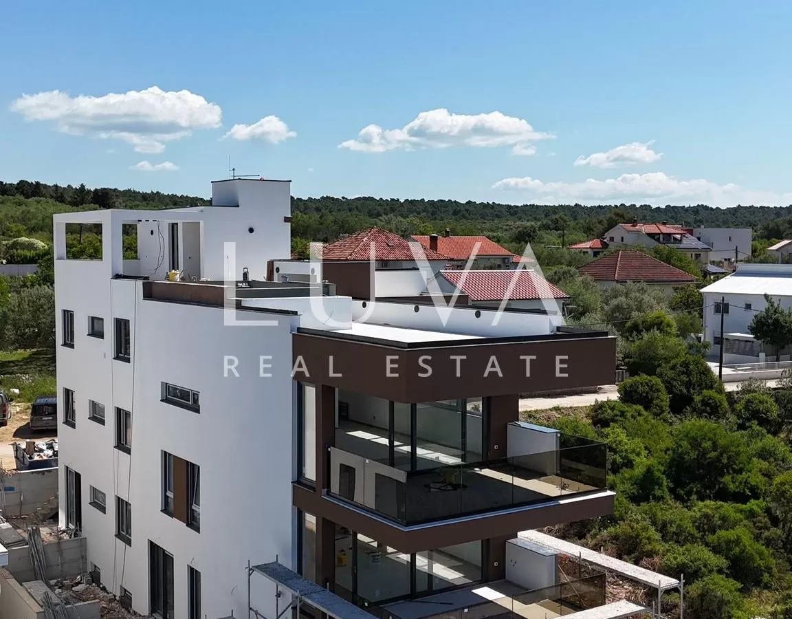 Luxuswohnung mit Pool am Meer – Kožino bei Zadar
