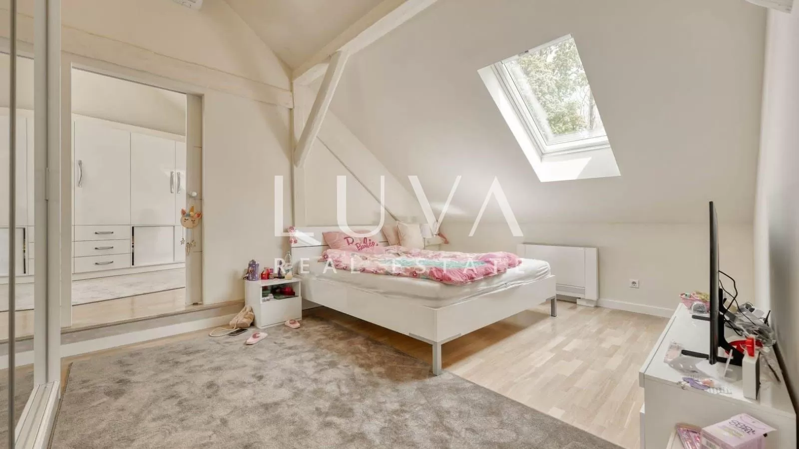 Zagreb City Centre – Exclusive 232m2 Apartment for Sale