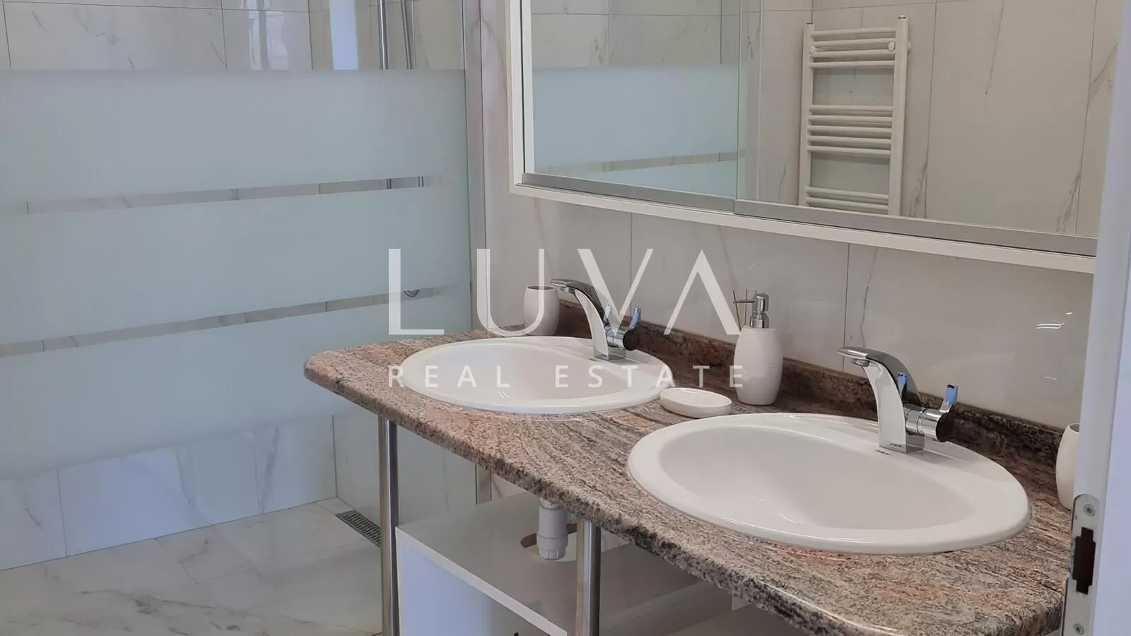 Luxury 5BR Apt with Pool for Rent – Zagreb, Remete
