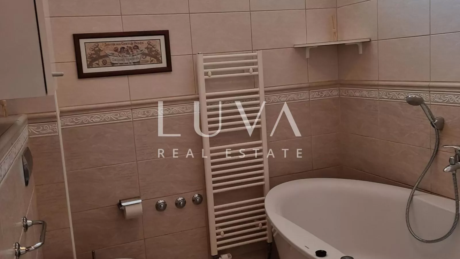 Luxury 5BR Apt with Pool for Rent – Zagreb, Remete