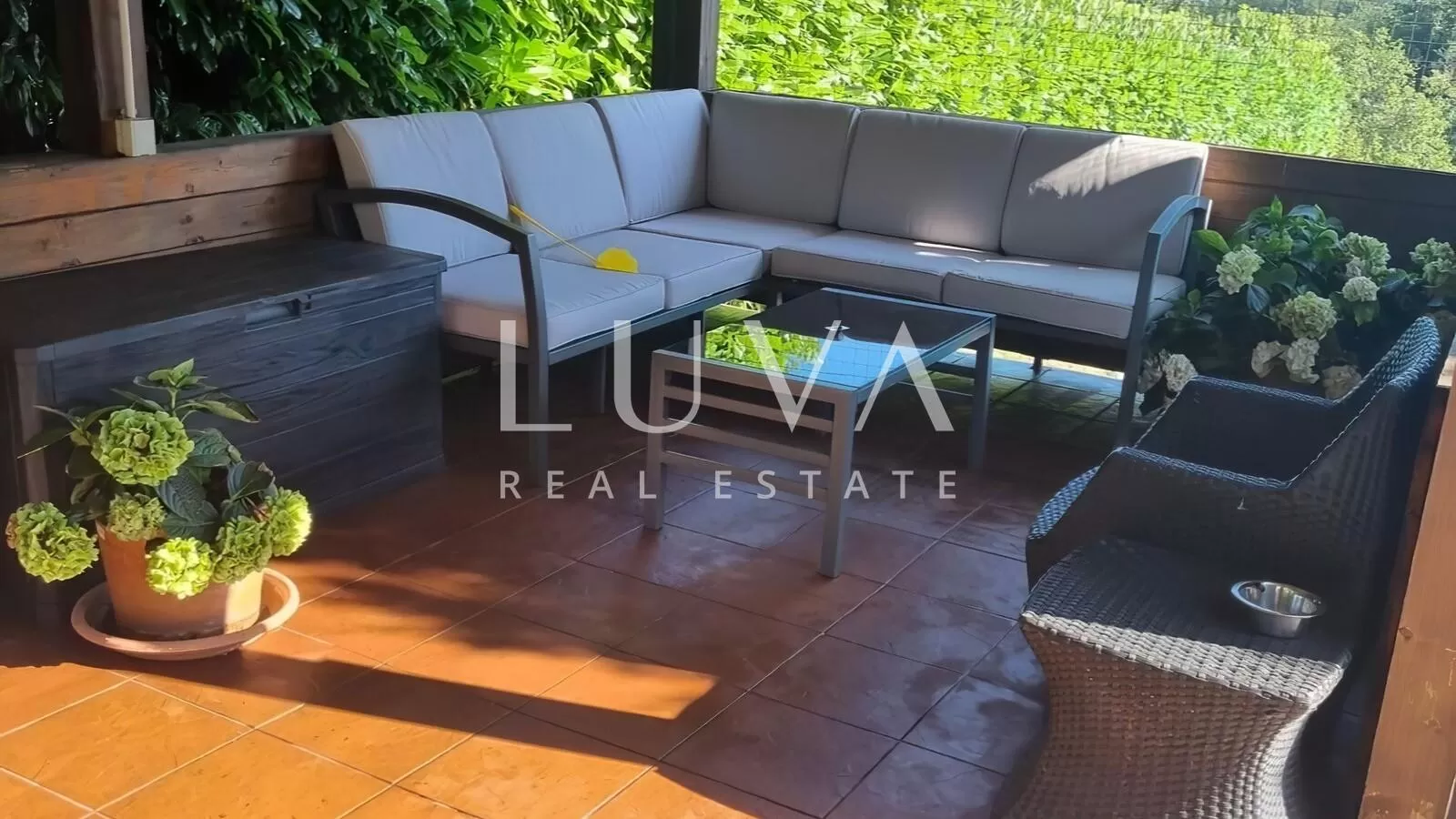 Luxury 5BR Apt with Pool for Rent – Zagreb, Remete