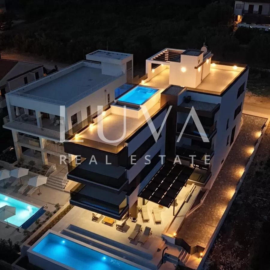 Zadar, Kožino, ekskluzivan penthouse s krovnom terasom, prodaja