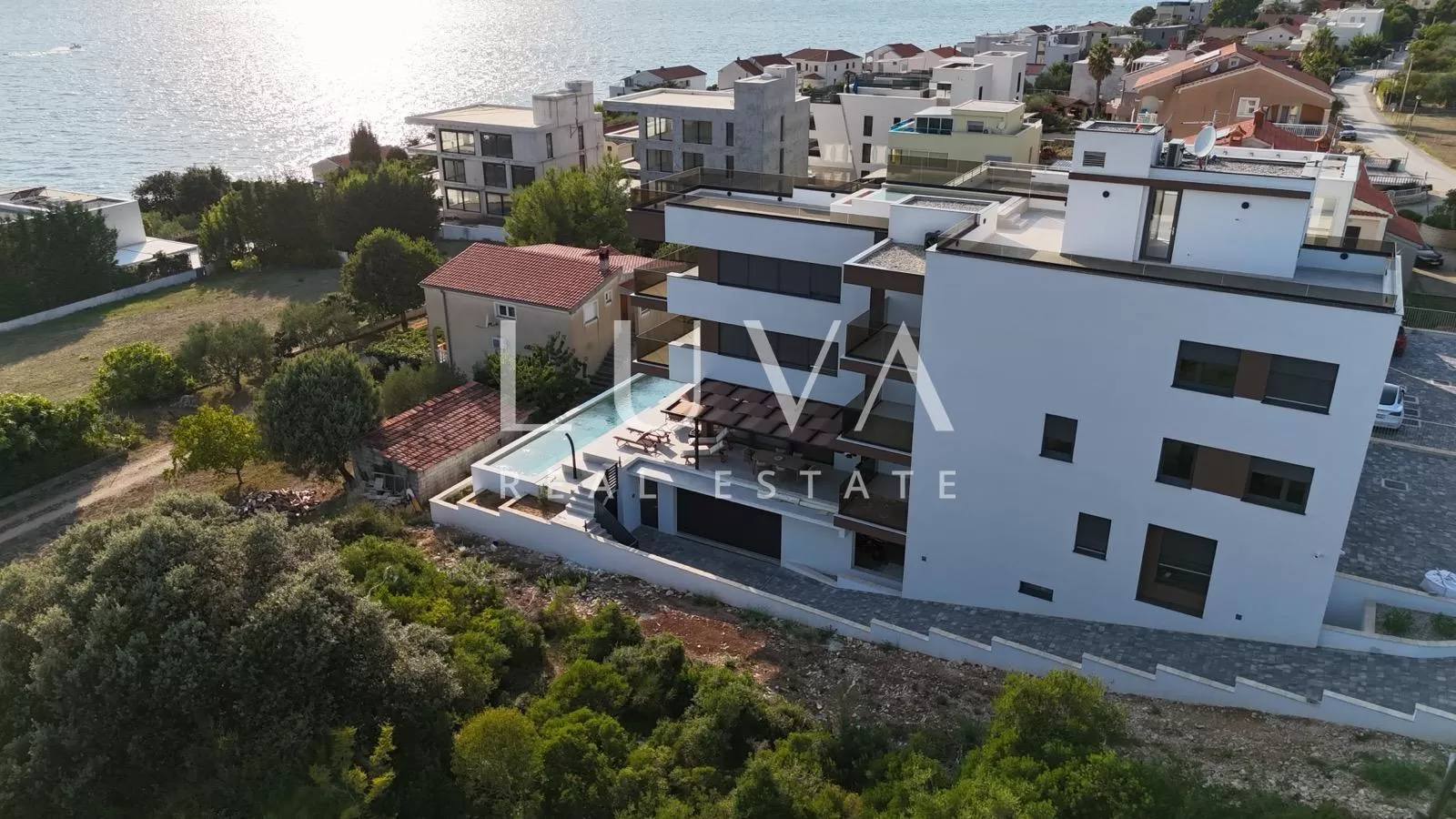 Zadar, Kožino, luksuzan stan s pogledom na more, prodaja