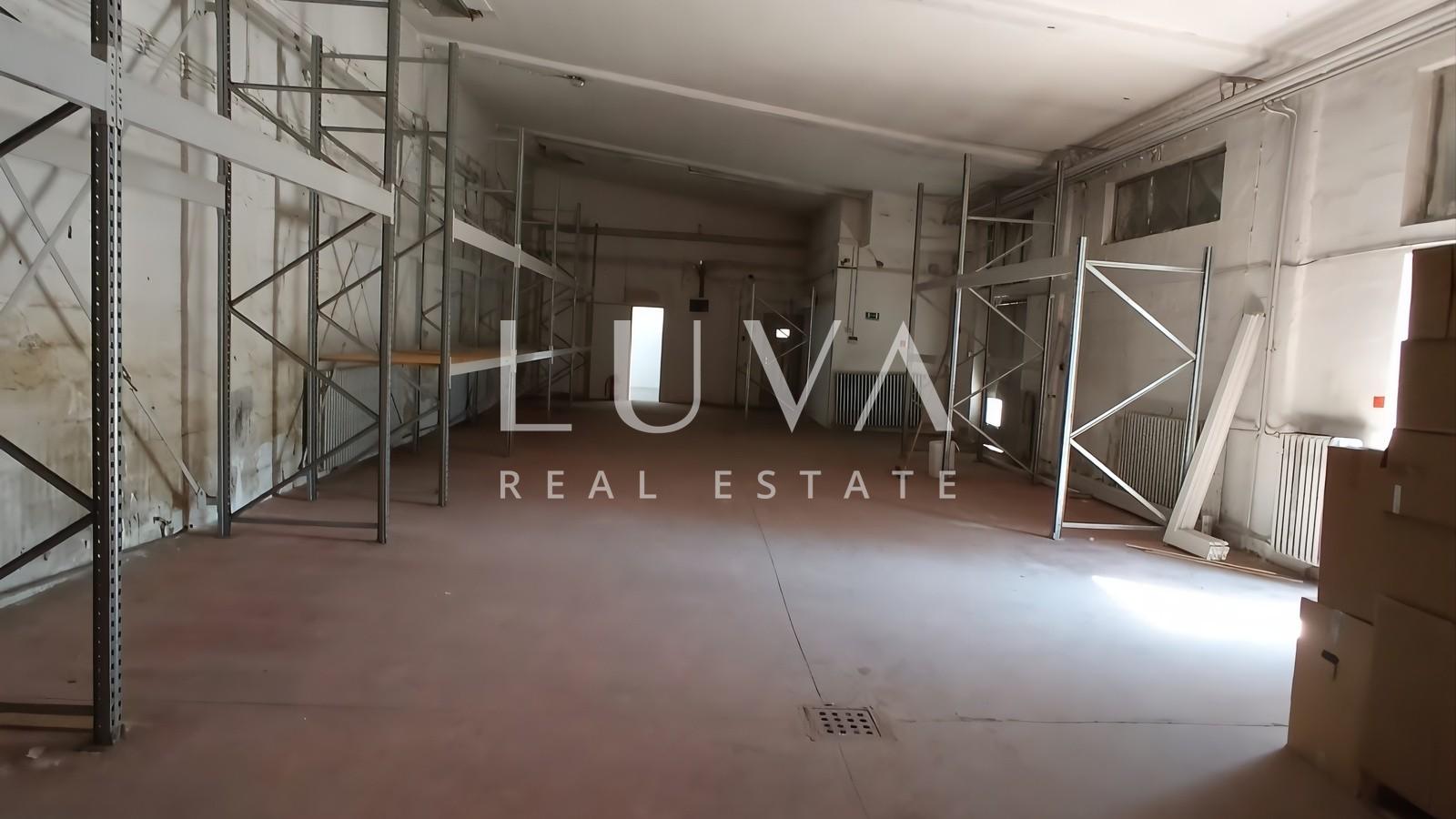 Zagreb, Jankomir, hala/skladišni prostor 185m2 za najam