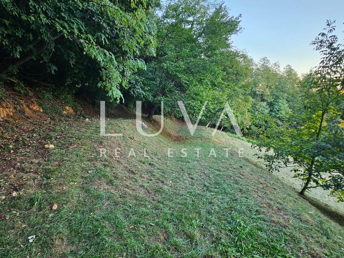 Zagreb, Gornji Stenjevec, građevinsko zemljište 1351m2, prodaja
