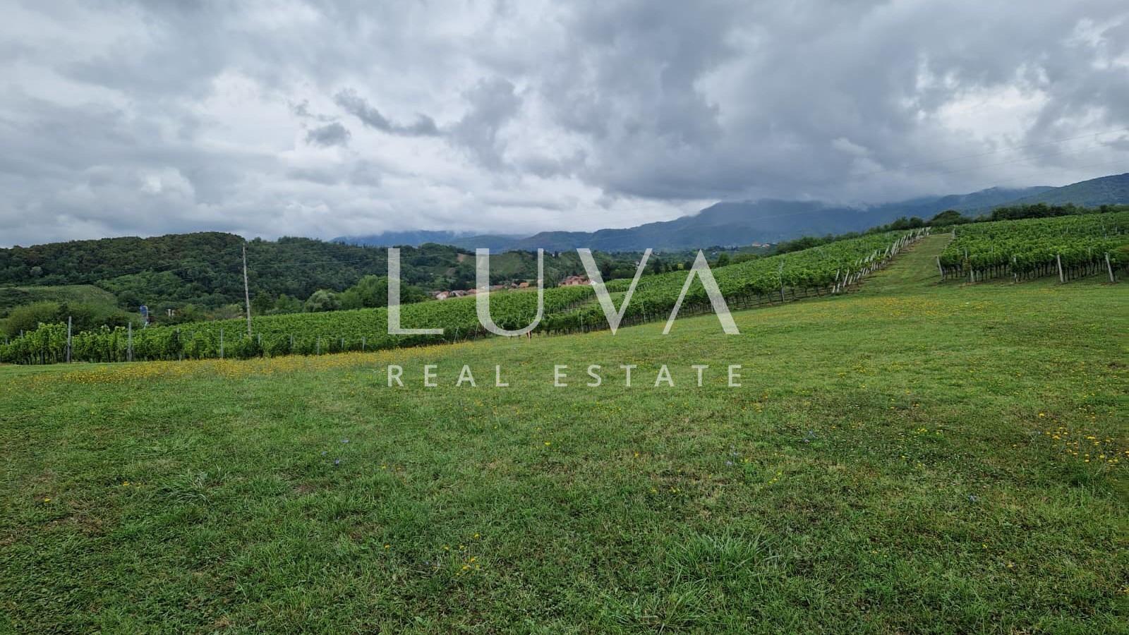 Jastrebarsko, 3000m2 building land for sale
