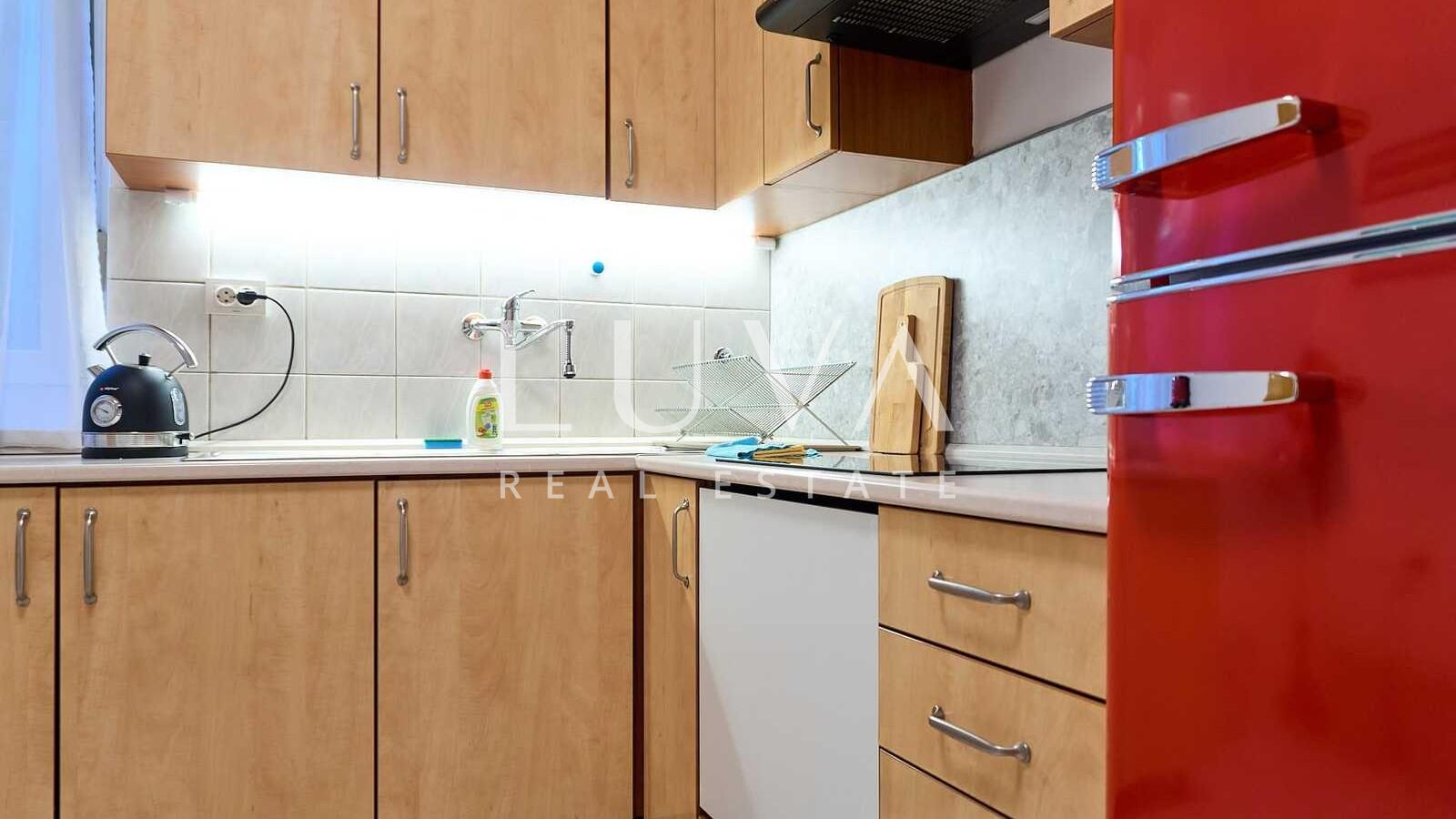 Zagreb, Trešnjevka, renovirani 2s stan 58m2, prodaja