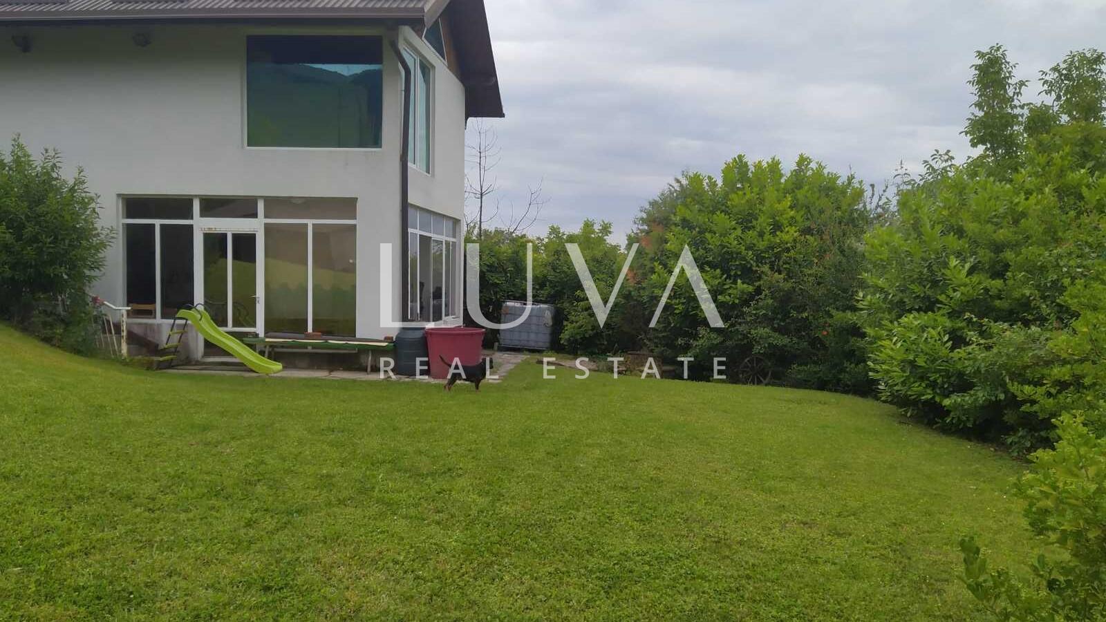 Jastrebarsko Vlaškovec - House & 23,908 m2 for sale