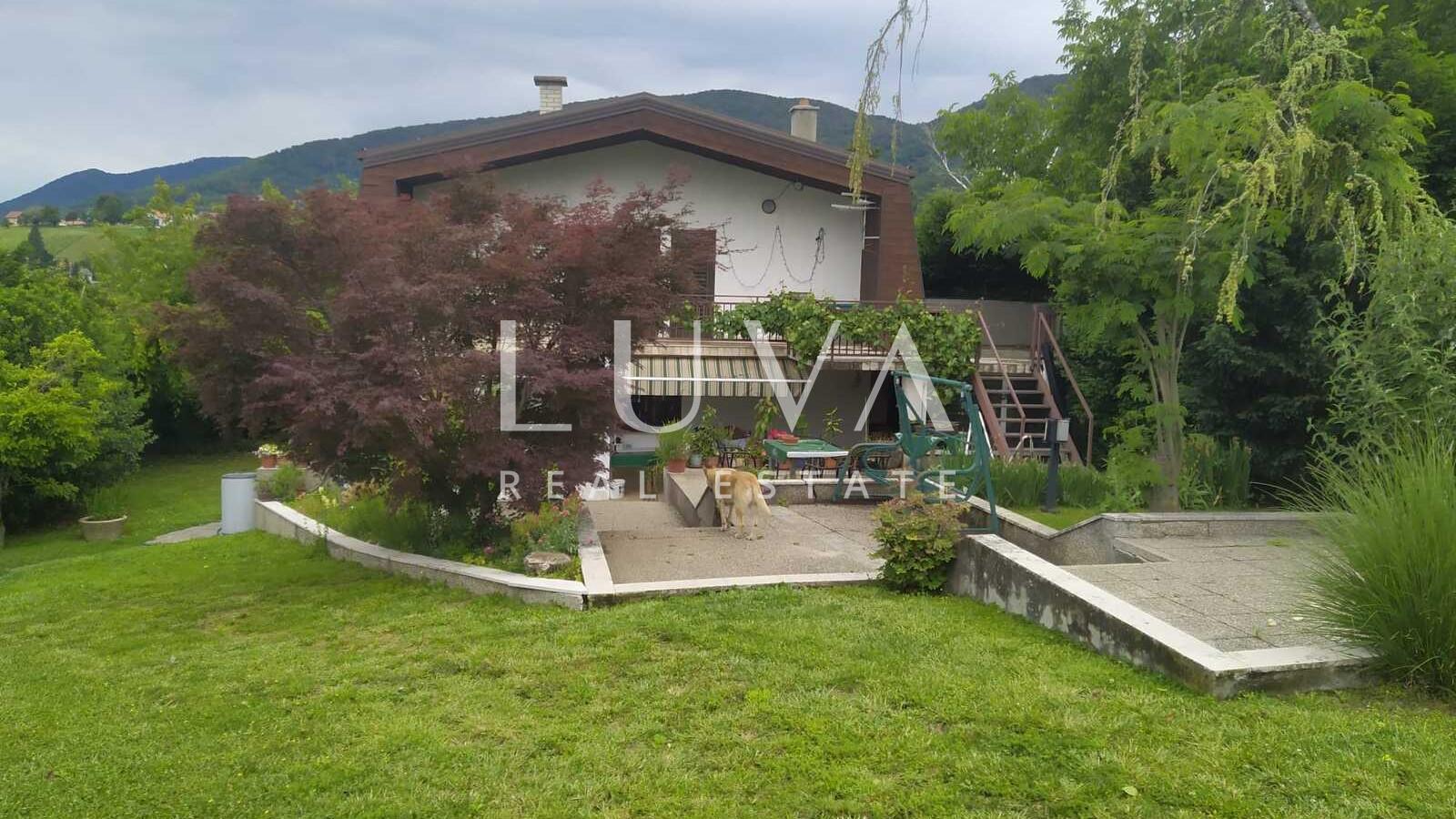 Jastrebarsko Vlaškovec - House & 23,908 m2 for sale