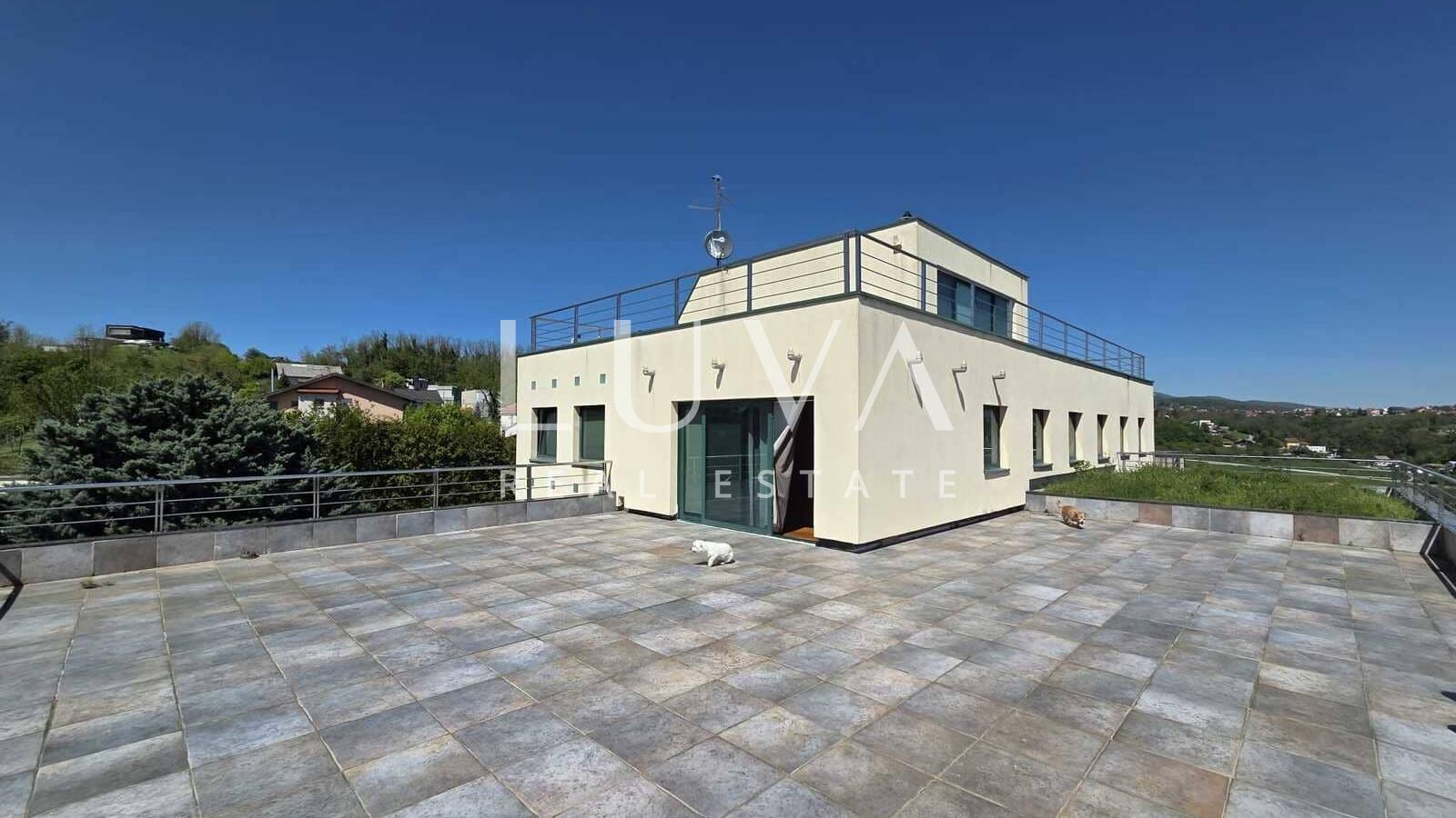 Zagreb, Gajnice, unique villa with a panoramic view