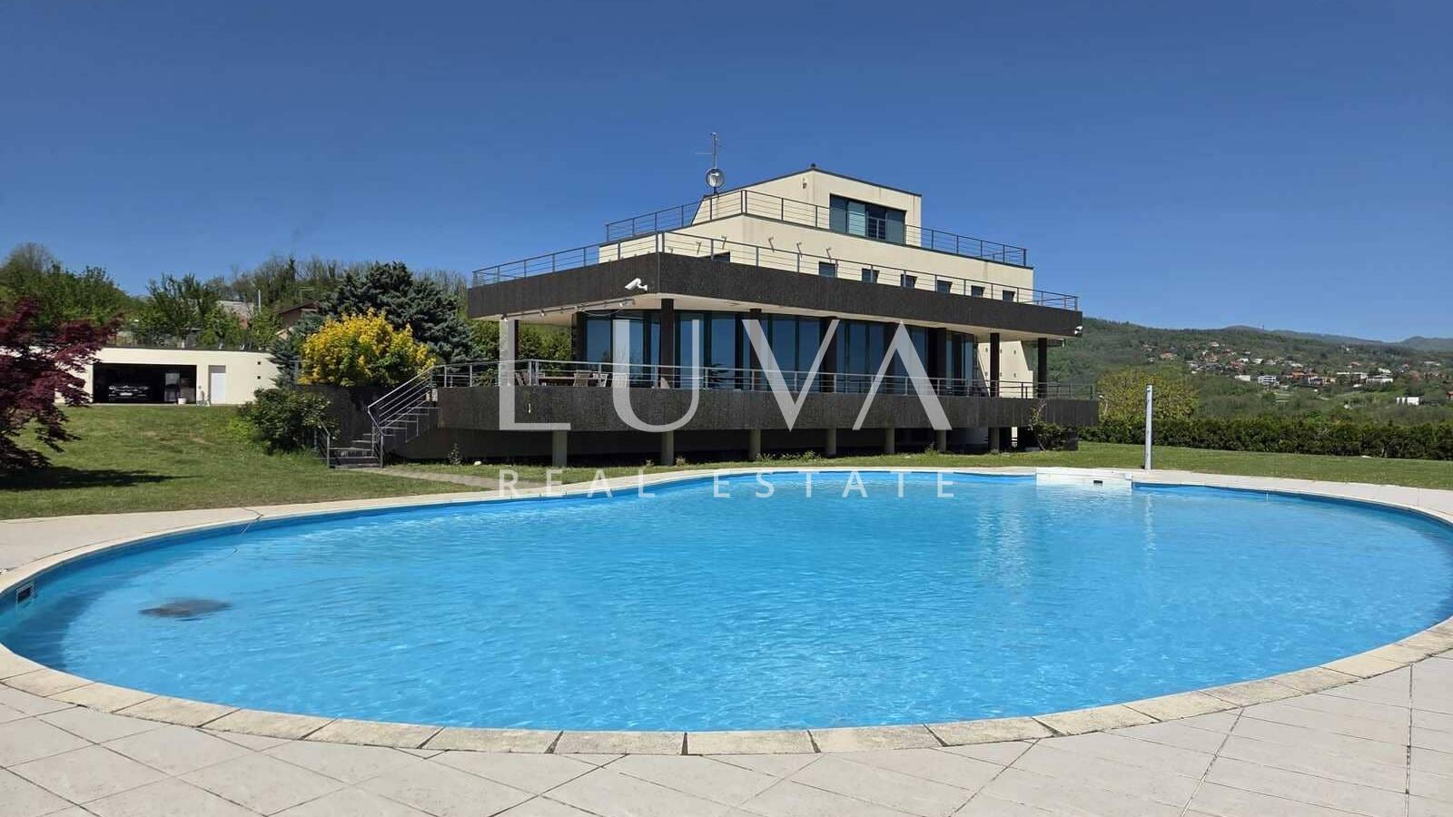 Zagreb, Gajnice, unique villa with a panoramic view