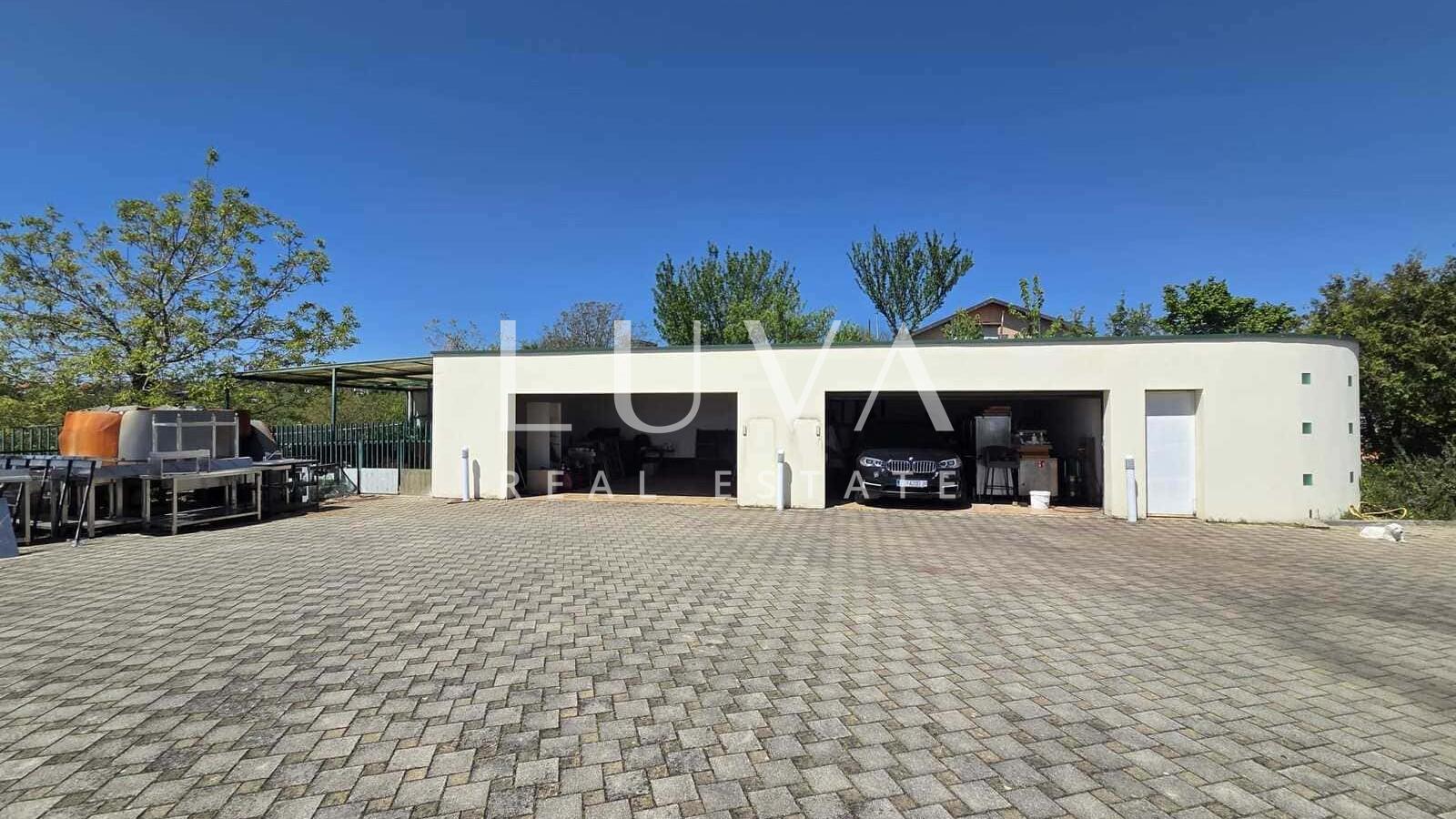 Zagreb, Gajnice, unique villa with a panoramic view