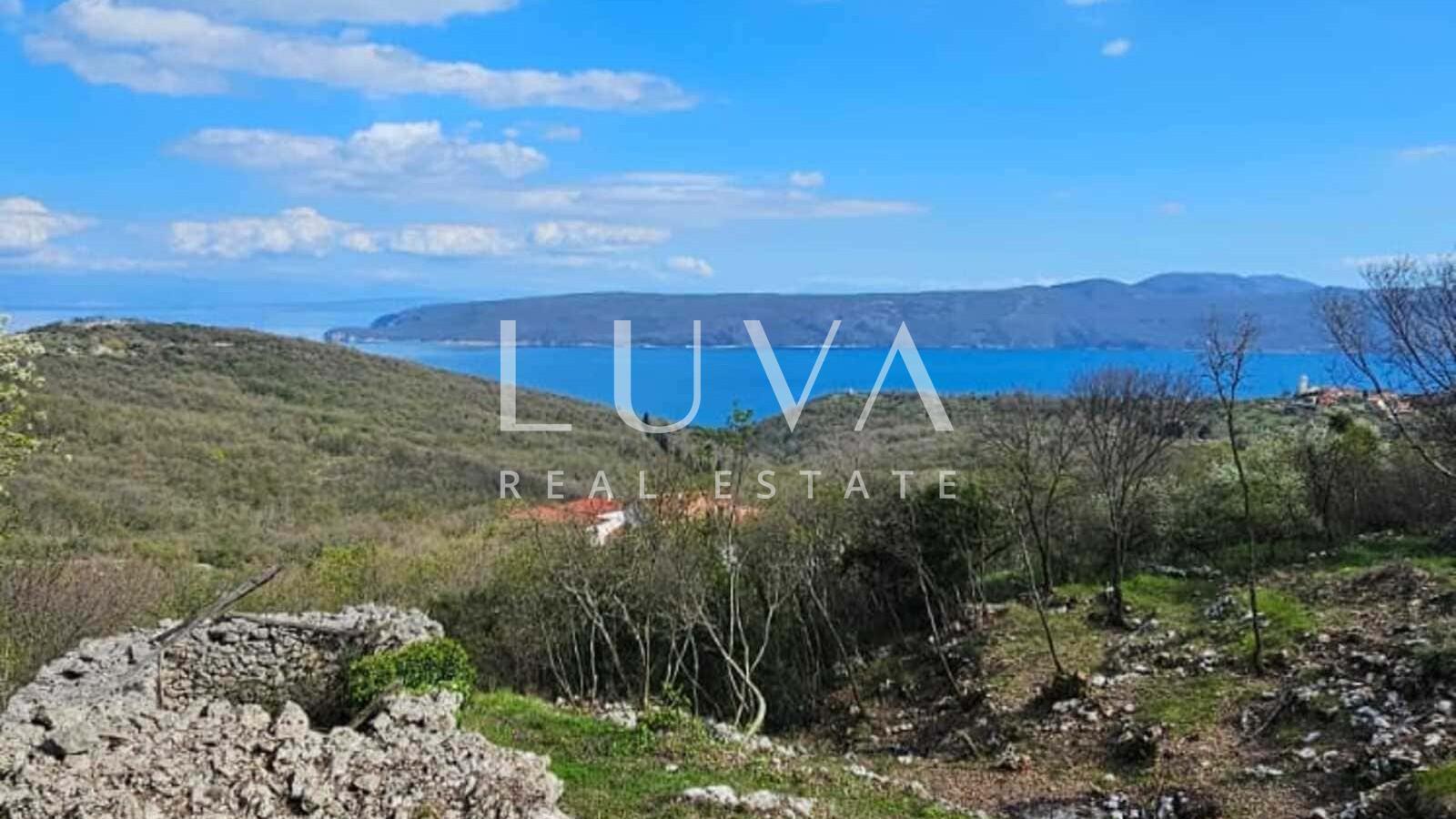 Kvarner, Brseč, Building land of 1,173 m² with sea view for sale
