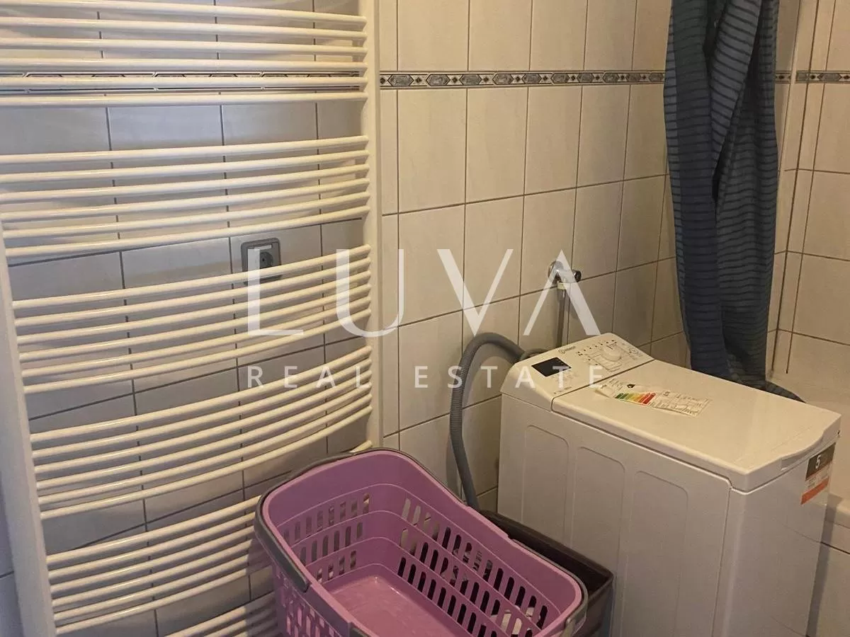 Sigečica, velika kuća na 4 kata na prodaju, investicija
