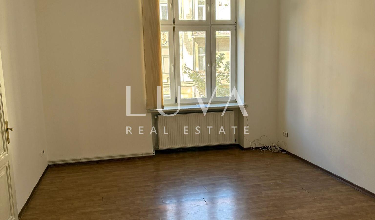 Poslovni prostor za najam, 4 sobe, 82 m2, Donji grad