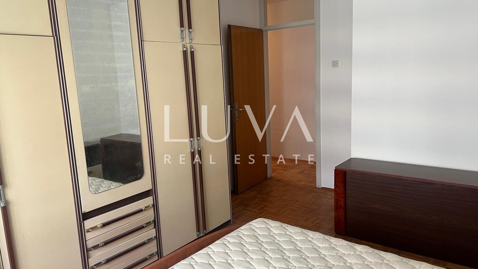 Zadar, Bili Brig, geräumige 4-Zimmer-Wohnung 87 m² zu verkaufen