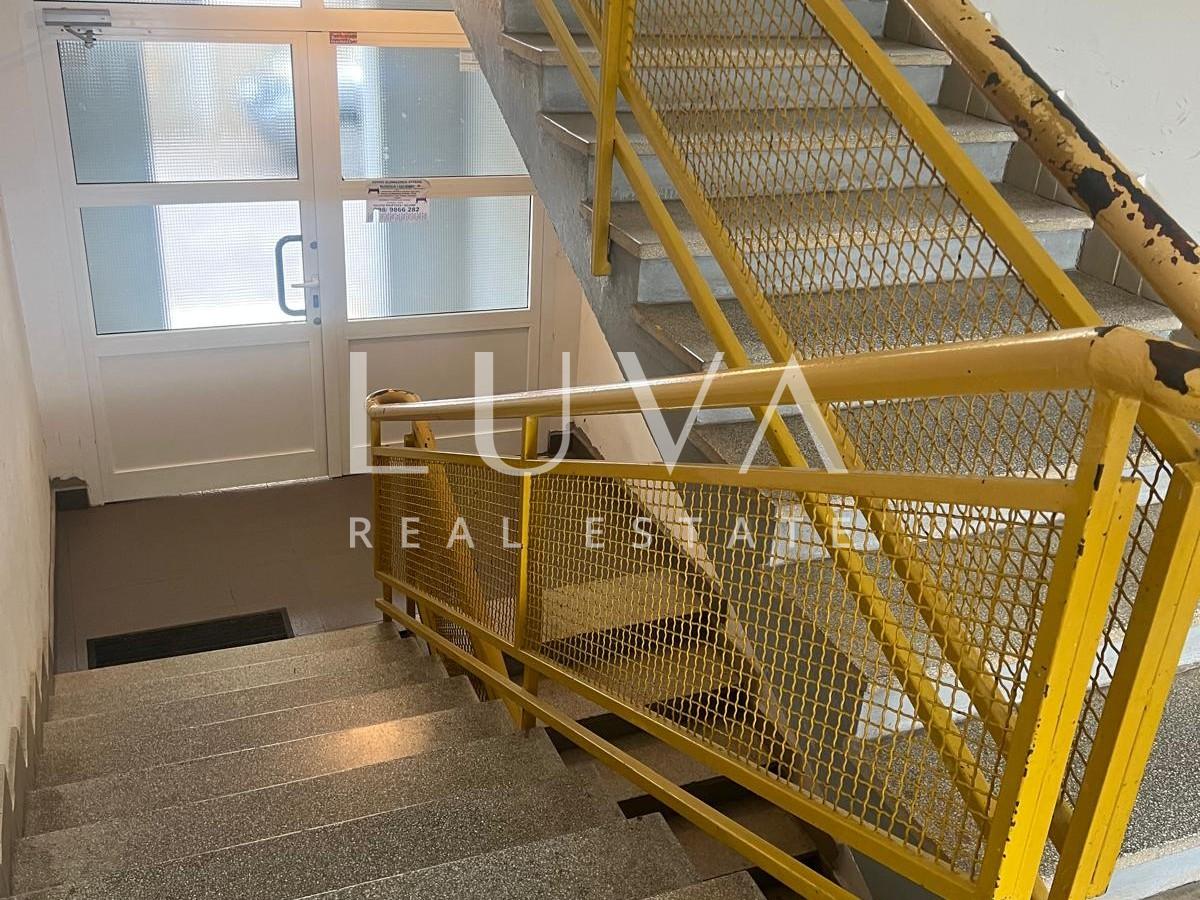 Zadar, Bili Brig, geräumige 4-Zimmer-Wohnung 87 m² zu verkaufen