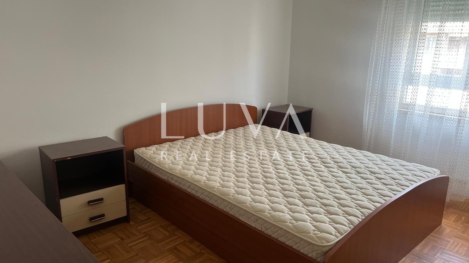 Zadar, Bili Brig, geräumige 4-Zimmer-Wohnung 87 m² zu verkaufen