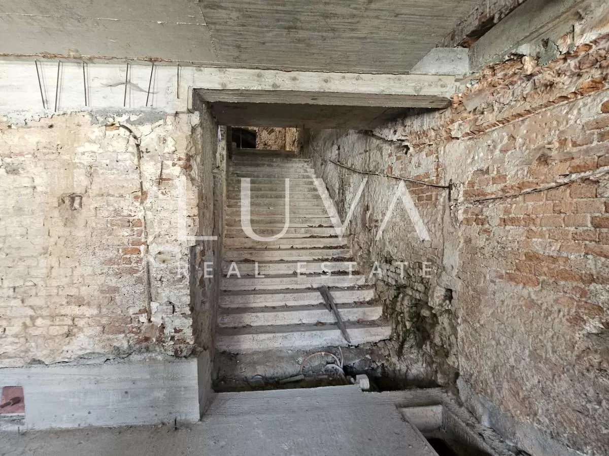 Zagreb, Innenstadt, Geschäftsgebäude für Hotel zum Verkauf