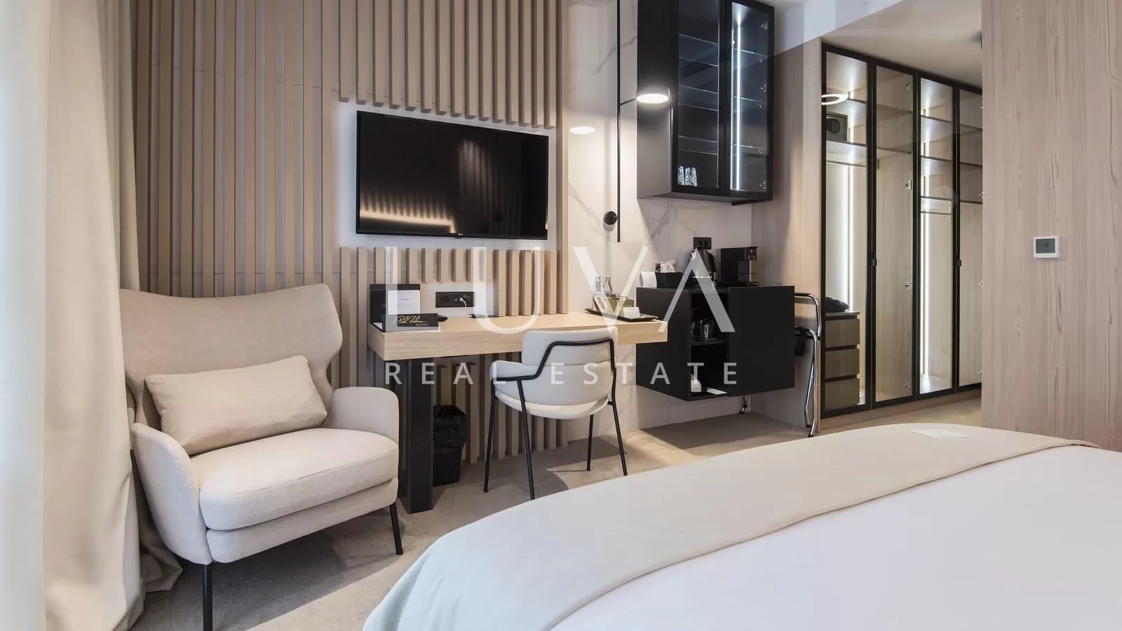 Zagreb, Dolac – Luxuswohnung mit 4 Zimmern im Hotelstil, Investition