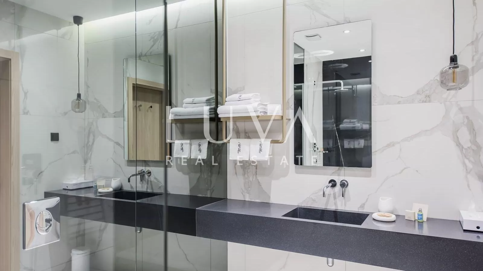 Zagreb, Dolac – Luxuswohnung mit 4 Zimmern im Hotelstil, Investition