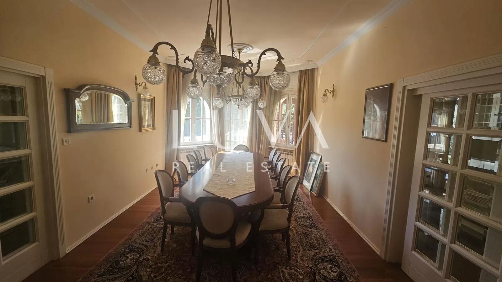 Zagreb, Gračani, luxuriöses Familienanwesen, Villa 810m² auf einem Grundstück von 3.965m²