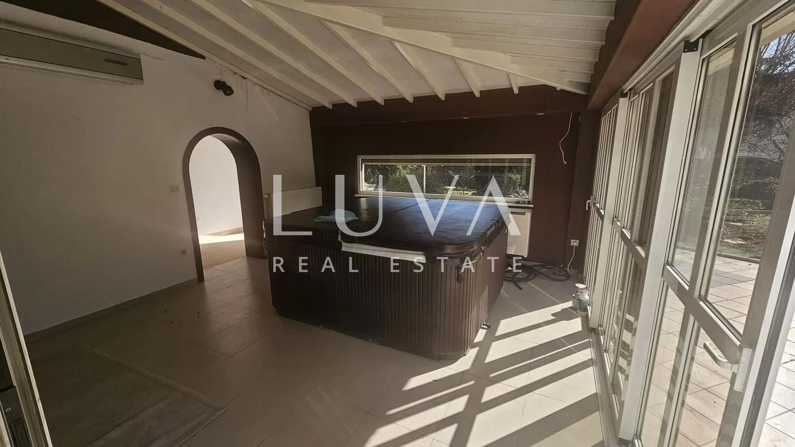 Zagreb, Gračani, luxuriöses Familienanwesen, Villa 810m² auf einem Grundstück von 3.965m²