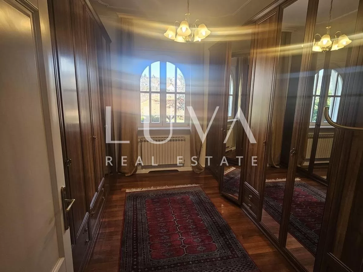 Zagreb, Gračani, luxuriöses Familienanwesen, Villa 810m² auf einem Grundstück von 3.965m²