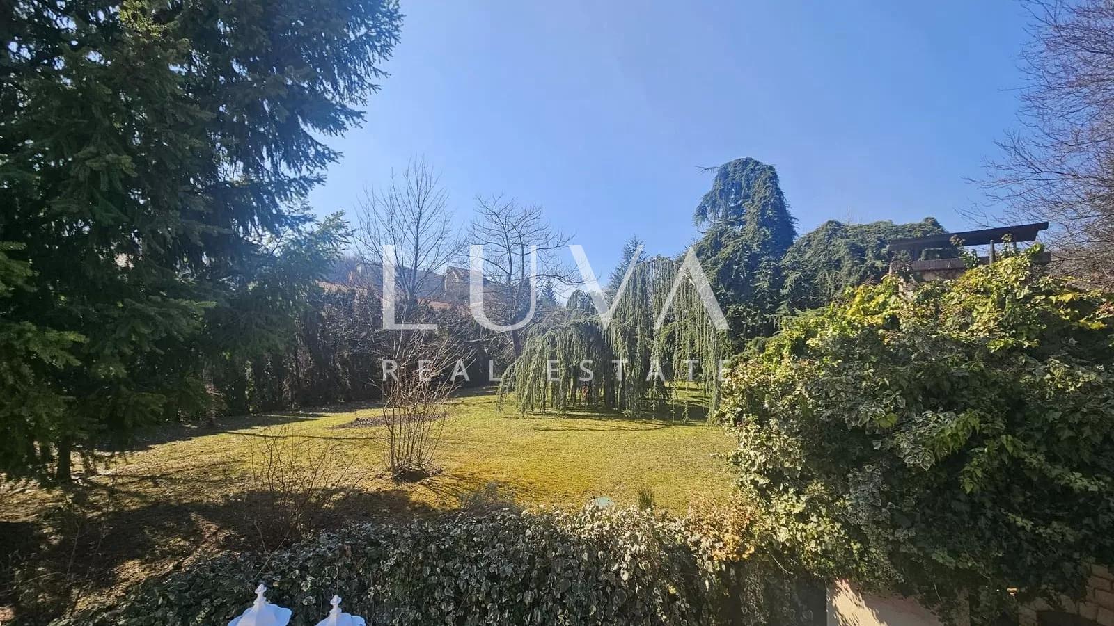 Zagreb, Gračani, luxuriöses Familienanwesen, Villa 810m² auf einem Grundstück von 3.965m²